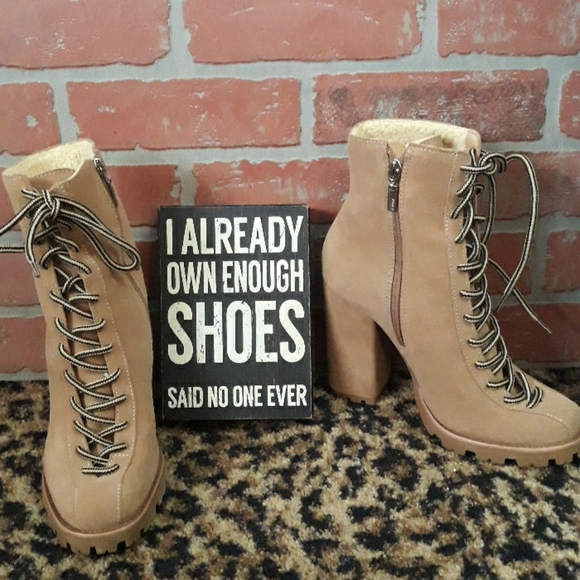 Schutz High Heel Lace Zip Up Nana Hiking Boot Chunky Lug Sole Suede Fleece 9 1/2 - Picture 9 of 9